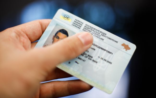 Литва признает украинские водительские права без экзамена