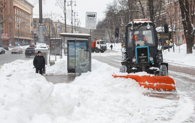 Информация об отсутствии соли у коммунальщиков Киева не соответствует действительности, - КГГА