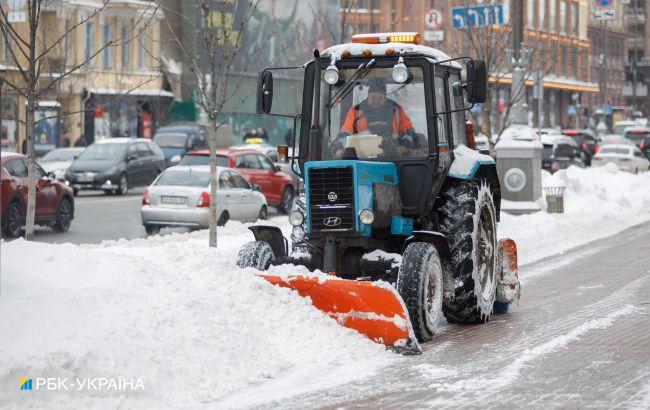 У п'яти областях України через негоду обмежено рух на дорогах