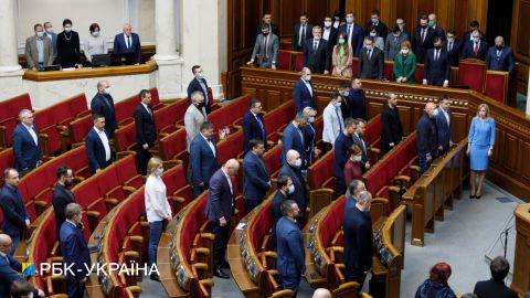 Свежий рейтинг партий: за кого украинцы проголосовали бы в декабре 2021 года