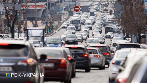 Зниження максимальної швидкості у нічний час та пріорітет пішоходам: Польща внесла зміни в ПДР