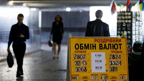 Курс доллара может упасть ниже 28 гривен: прогноз на неделю