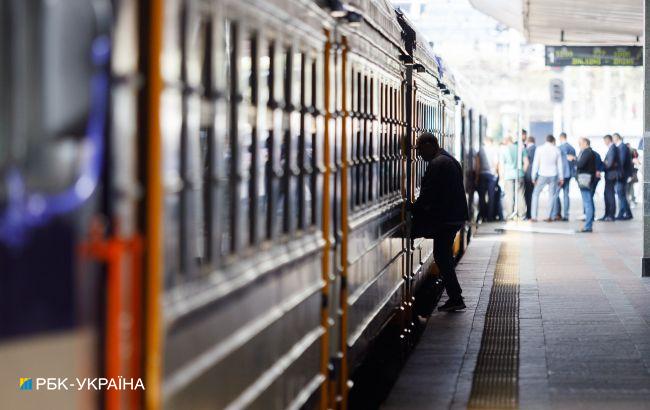 УЗ дала расписание поездов на 13 марта. Вводится стабильный график до перехода на летнее время