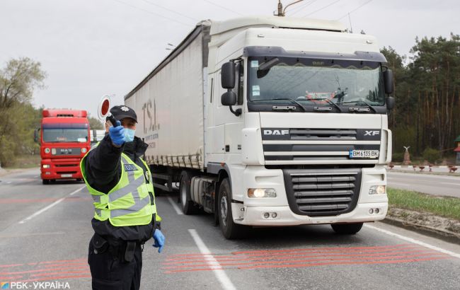 В Киеве с завтрашнего дня ограничат въезд грузовиков