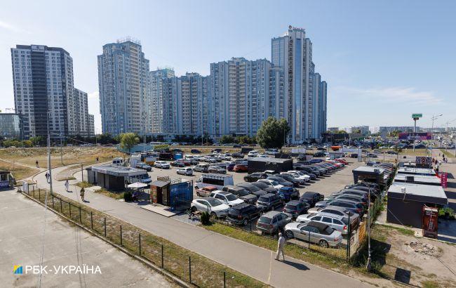 У 2022 році у Києві побудують 12 перехоплювальних паркінгів, — Кличко