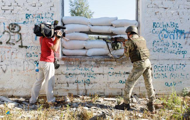 Журналісти Reuters потрапили під обстріл в машині бойовиків біля Сєвєродонецька