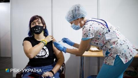 Вакцинація після одужання від COVID: коли можна робити щеплення