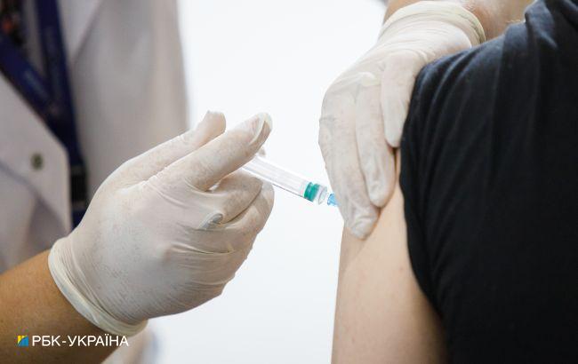 Рекорд вакцинации. В Украине сделали прививки почти 270 тысячам человек за сутки