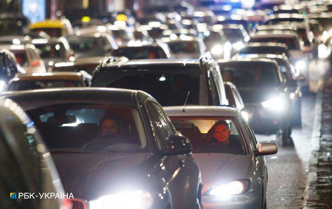 Водителей Днепра призвали как можно быстрее убрать свои автомобили с улиц: в чем причина