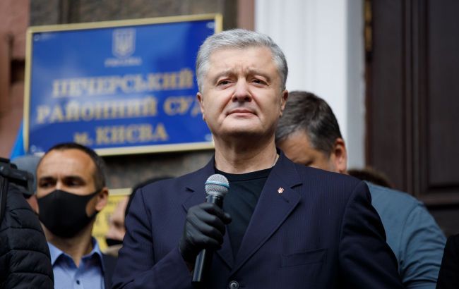 Порошенко про справу генерала Назарова: у генштабі РФ потирають руки