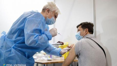 ЄС збільшив допомогу з вакцинації шести країнам "Східного партнерства". В списку і Україна