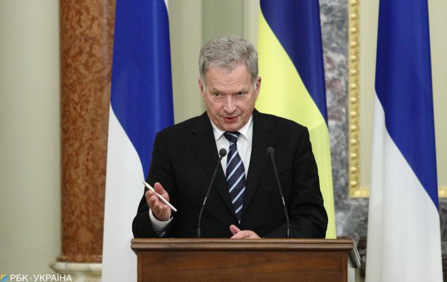 Финляндия установит заграждения на границе с Россией: президент утвердил поправки к закону