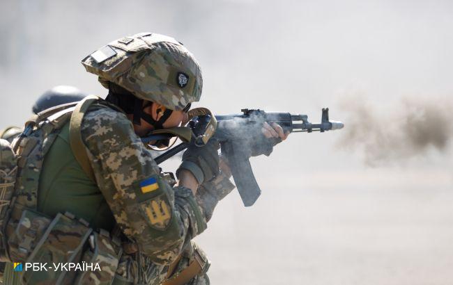 Бойовики на Донбасі чотири рази порушили "тишу", одного військового поранено