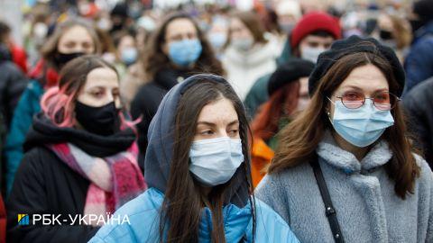 Резкий спад: за сутки в Украине 2 817 новых COVID-случаев