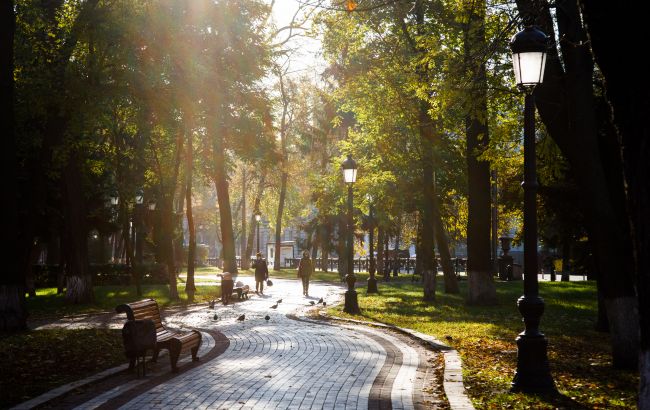 Спека відміняється. Синоптики розповіли, якою буде погода в вересні 2023