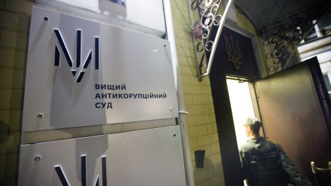 Фігуранта справи екс-голови Кіровоградської ОДА заарештували
