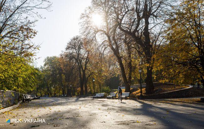 В Киеве зафиксировали первый температурный рекорд этой осени