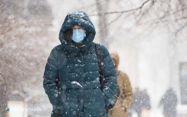 Непогода в Украине задержится до выходных: какие области продолжит засыпать снегом