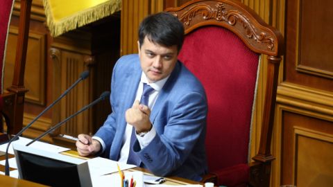 Разумков назвав обсяг землі, який можна буде продати в одні руки