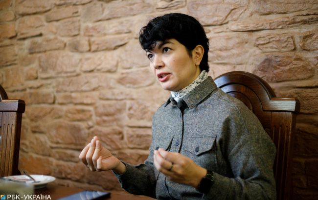 Скільки росіян незаконно знаходяться в Криму: відповідь Ташевої