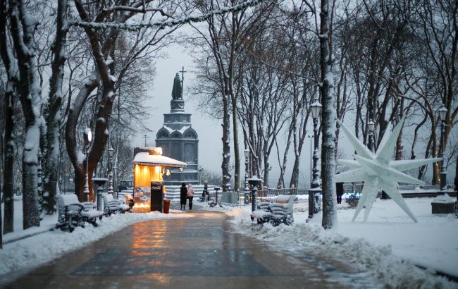 Циклон Olaf у найближчі години принесе в Київ сніг