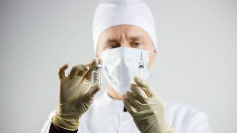 Британія отримала перші дози вакцини Pfizer від COVID-19, - Sky News