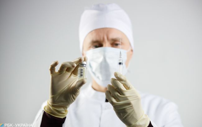 Британія отримала перші дози вакцини Pfizer від COVID-19, - Sky News