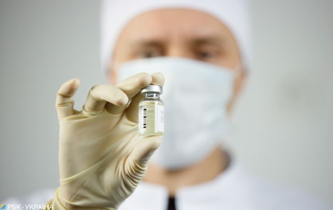 Украина получит ускоренный доступ к вакцине от COVID-19: Рада приняла закон