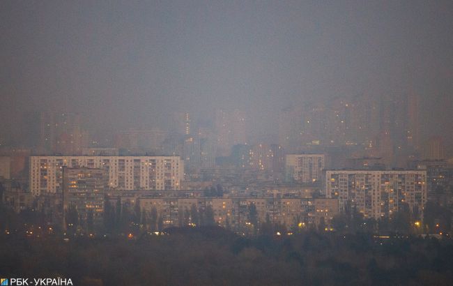 Київ увійшов у трійку міст з найбруднішим повітрям