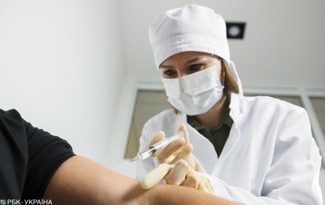 Генетик рассказал, сколько украинцев должно переболеть для получения коллективного иммунитета