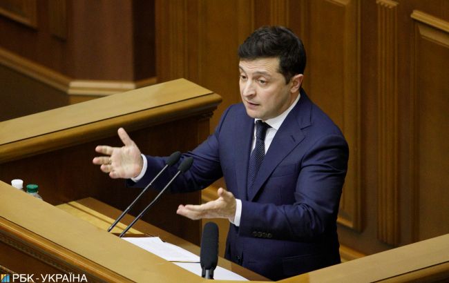 Украинцы назвали Зеленского одновременно политиком и разочарованием года