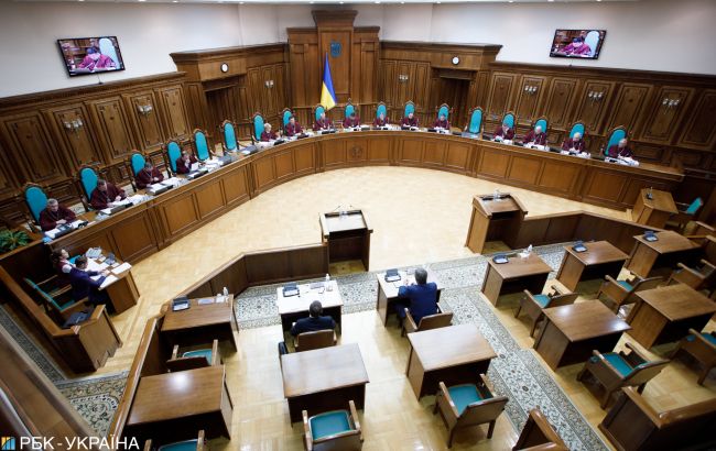 КСУ розгляне конституційність скасування мажоритарної системи виборів у кінці травня