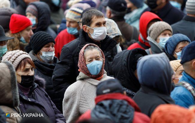 Новий максимум за весь час пандемії. В Україні більше 43 тисяч COVID-випадків за добу