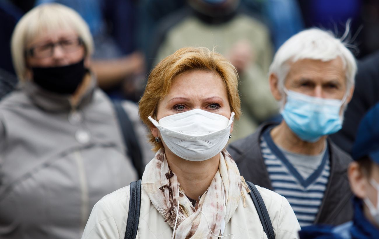 Коронавирусом в Украине рекордно заболели еще 15 850 человек | РБК Украина