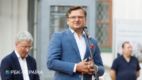 Кулеба про "гарантії безпеки": це покладений на стіл заряджений револьвер