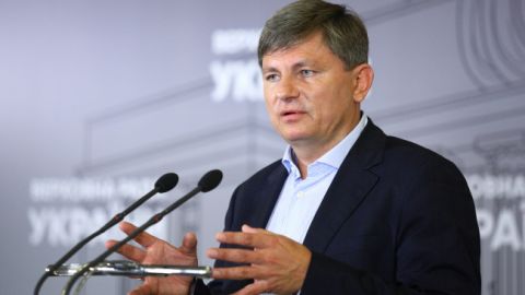 Фракції ВР проведуть консультації через прийняття закону про імпічмент у цілому