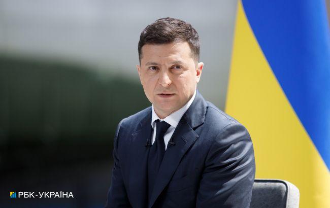 Зеленский о жителях Крыма и ОРДЛО: нельзя паспортизовать украинские сердца