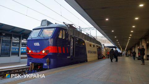 На святкові вихідні УЗ додала&nbsp;місця на низку популярних&nbsp;напрямків: список