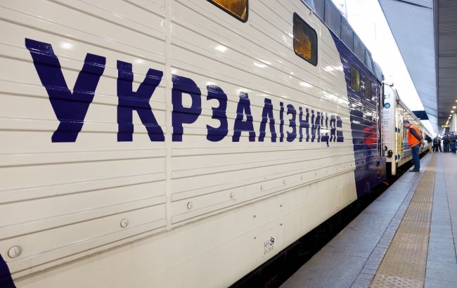 УЗ временно остановила поезда в Харьков