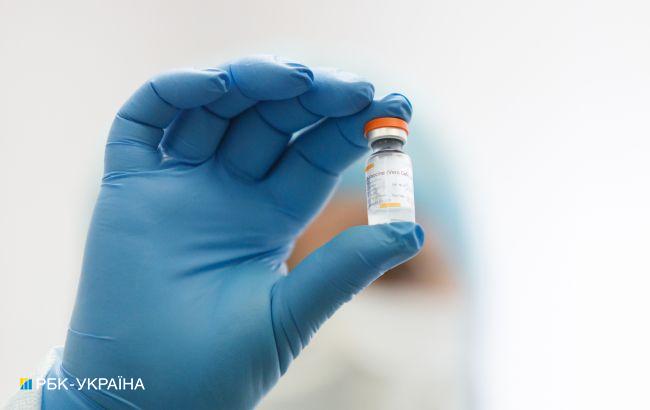 В Україну прибуде 2,5 млн доз вакцини CoronaVac