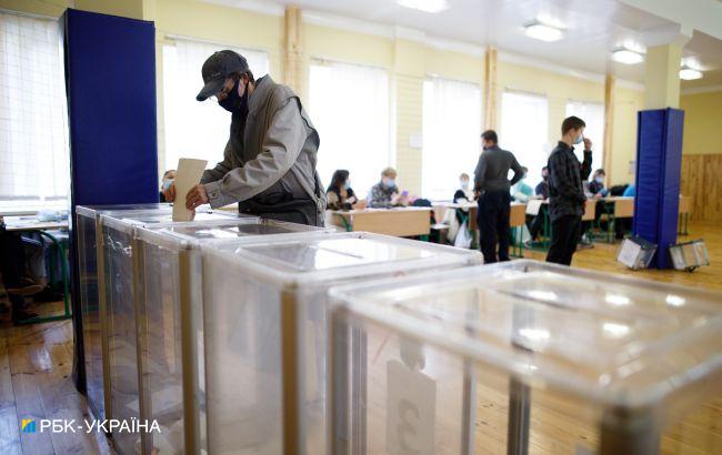 Підробили протокол: п'ятьом членам Стрийської ДВК загрожує до шести років в'язниці