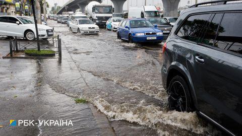 Транспортный коллапс в Киеве. Как организовано движение после ливня