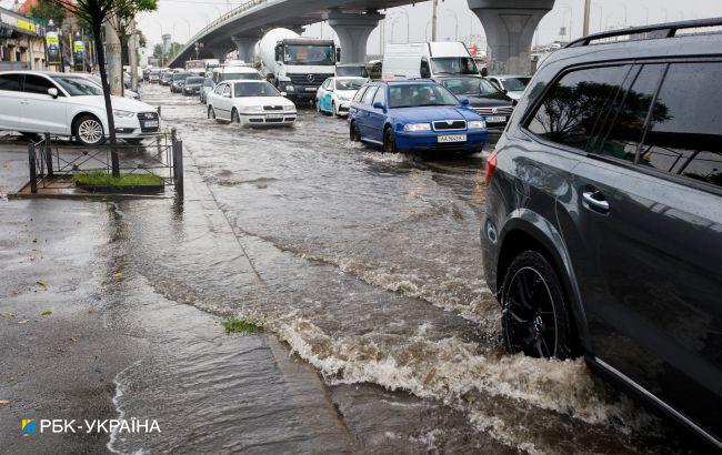 Транспортний колапс в Києві. Як організовано рух після зливи