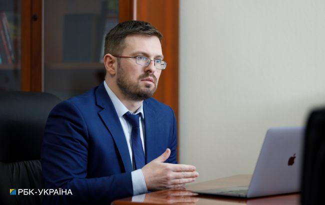 Хвиля "Омікрону" в Україні: Кузін прогнозує до 60 тисяч випадків COVID на добу
