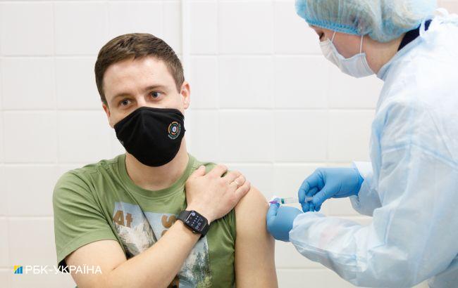 Вакцинация в Украине: за ноябрь сделано более 7 млн COVID-прививок