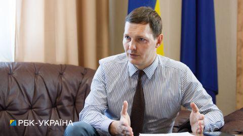 Спецтехника и беспилотники. Украина строит еще одну "стену" на границе с Беларусью