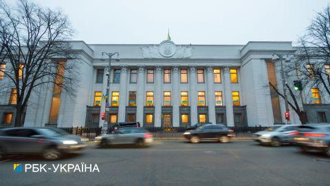 У Раді хочуть закликати Кабмін розірвати оренду Почаївської лаври з УПЦ МП