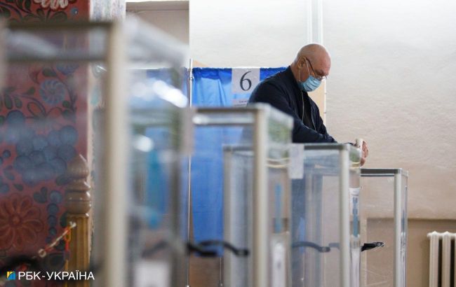 Влада намагається дискредитувати Атрошенка для перемоги на 206 окрузі, - експерт