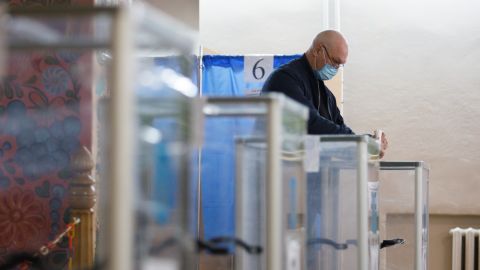 Хто перемагає на виборах мера Харкова: результати екзит-полів