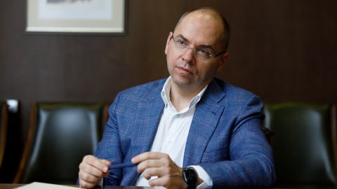 Кабмін визначив механізм доплат медикам